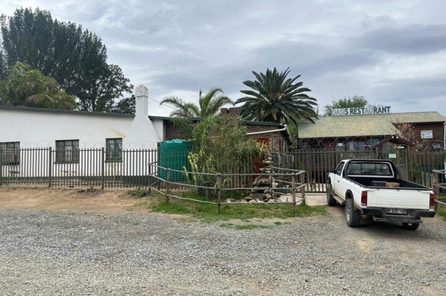 5 Bedroom Property for Sale in Jansenville Eastern Cape